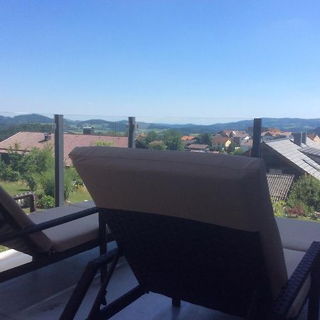 Ferienwohnungen Alpenblick Mit Garten -Panoramasauna- Kirchdorf im Wald Exterior foto