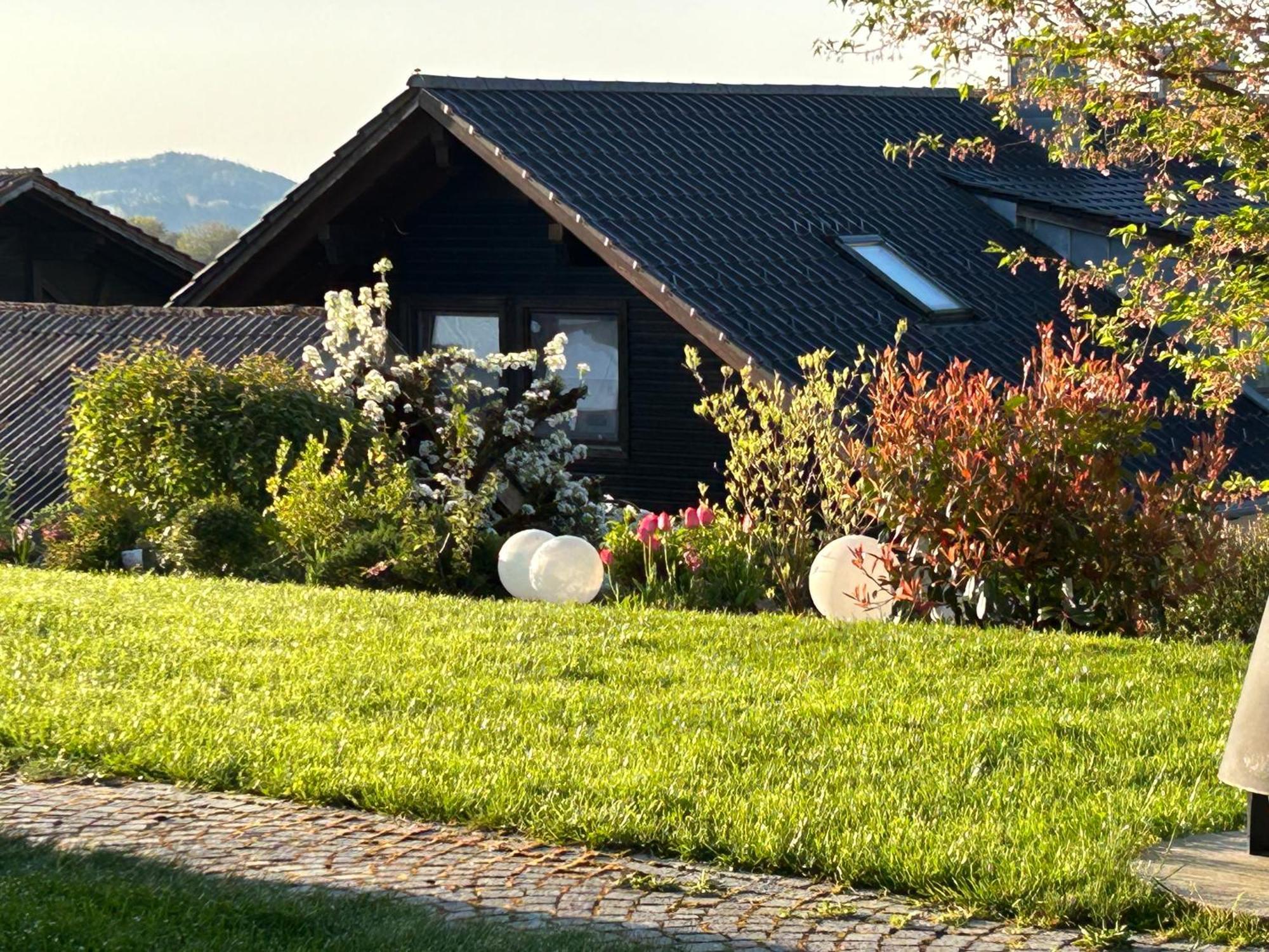 Ferienwohnungen Alpenblick Mit Garten -Panoramasauna- Kirchdorf im Wald Exterior foto